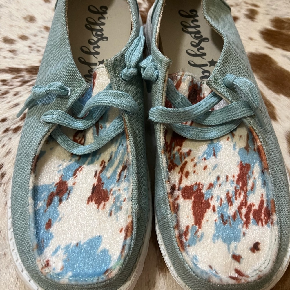 Gypsy Jazz Stylish Canvas Loafers with Patterned Toe Cow size 7.5